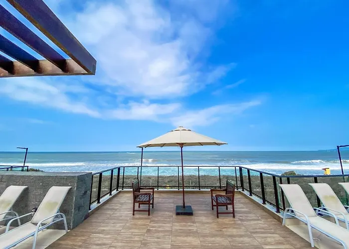 Resort Em Barra Velha, Pe Na Areia E Vista Mar