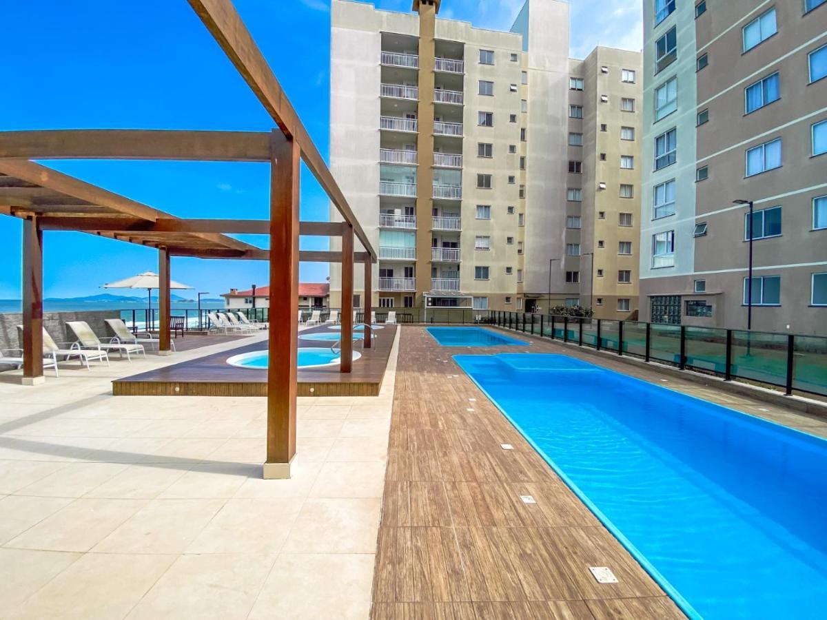 Em Barra Velha, Pe Na Areia E Vista Mar Apartamento *